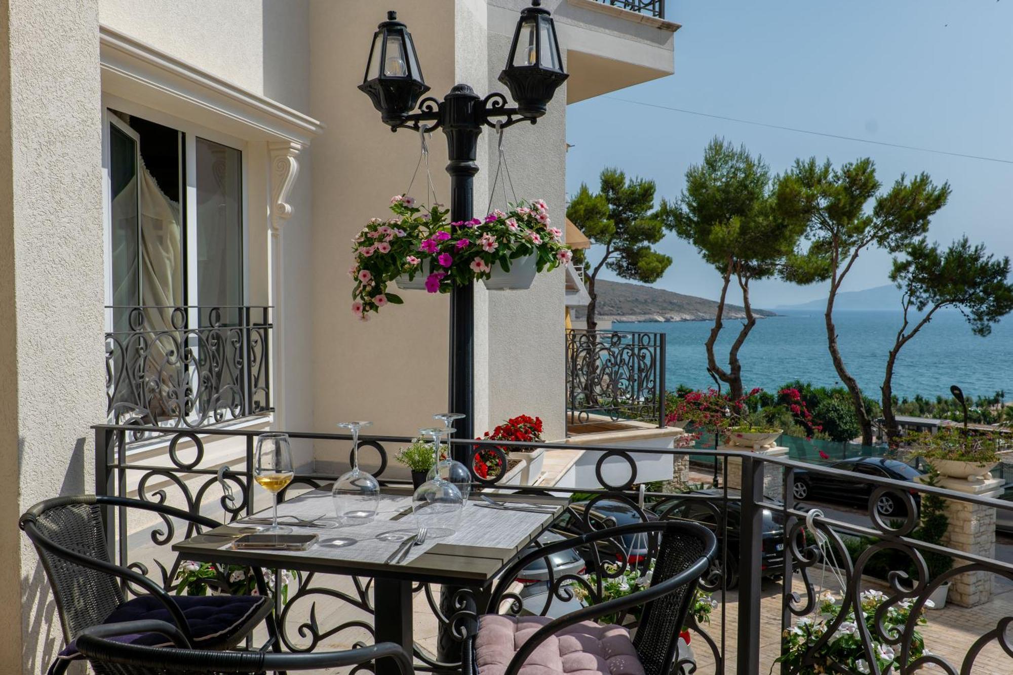 Ami Mar Hotel Saranda Dış mekan fotoğraf