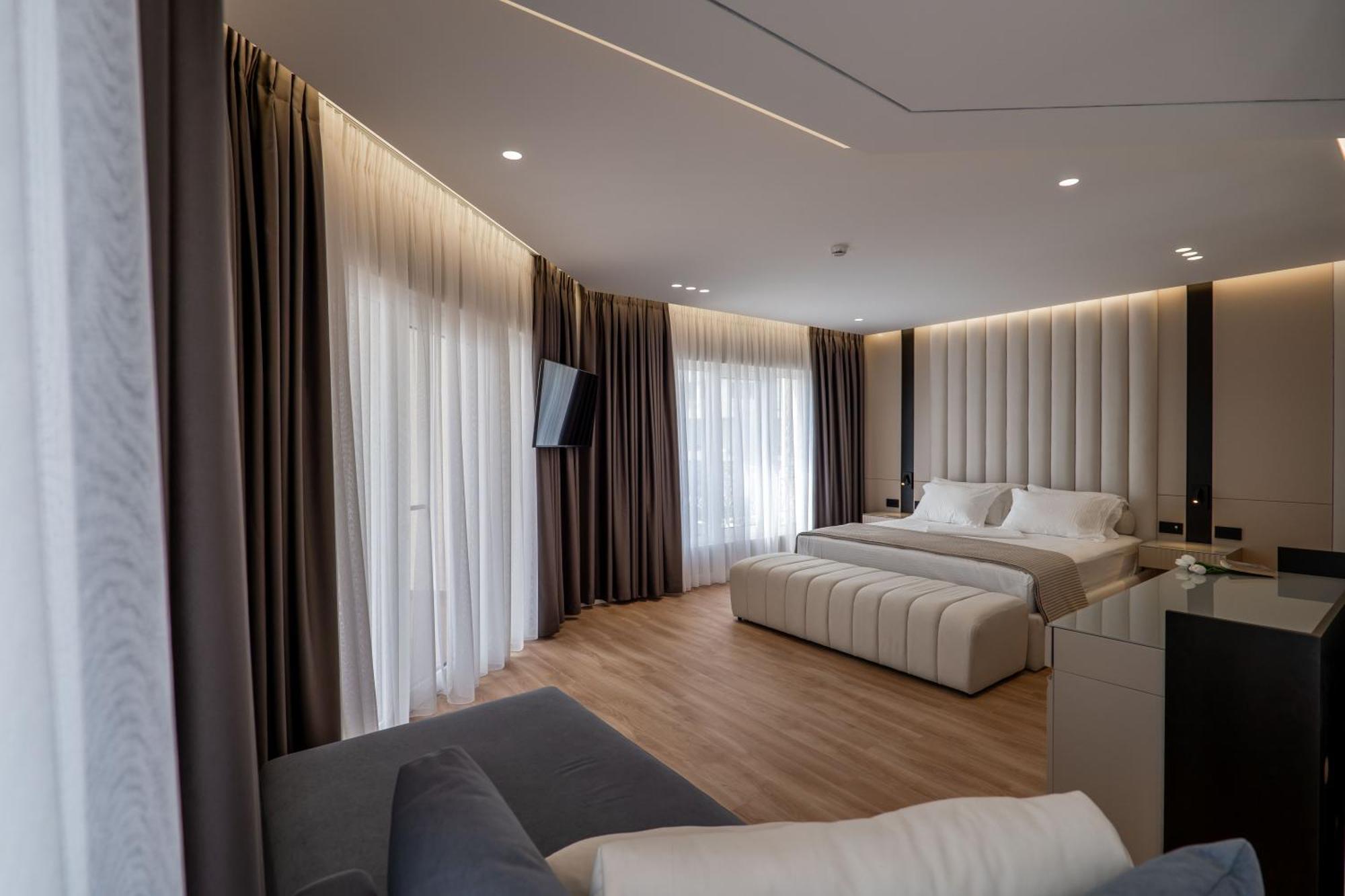 Ami Mar Hotel Saranda Dış mekan fotoğraf