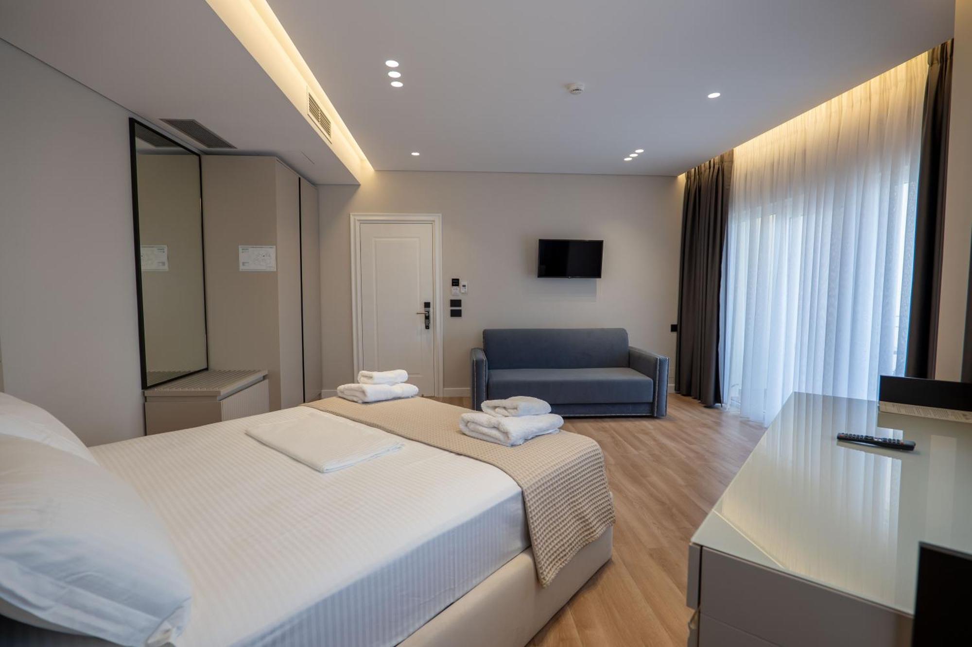 Ami Mar Hotel Saranda Dış mekan fotoğraf