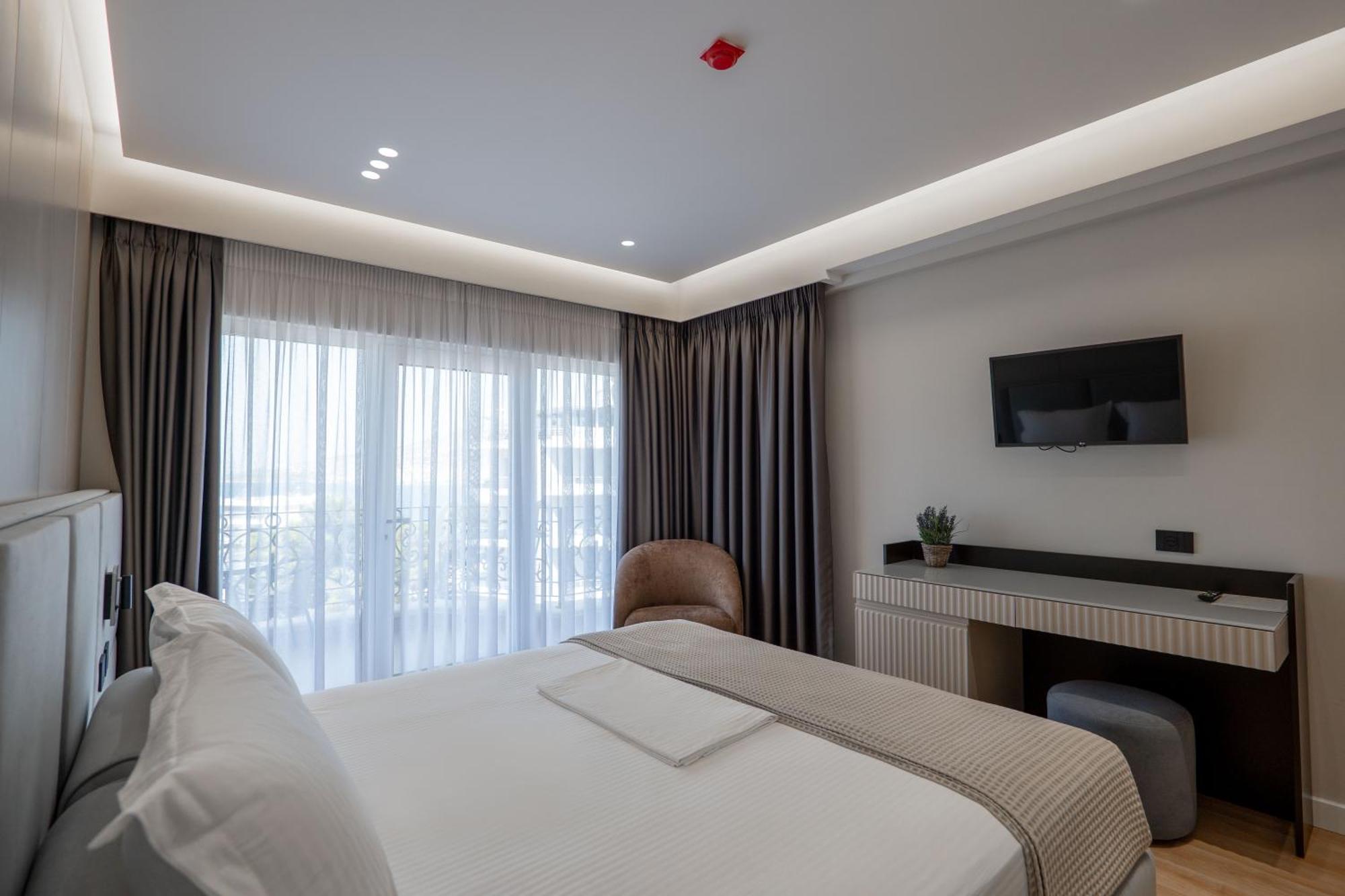 Ami Mar Hotel Saranda Dış mekan fotoğraf