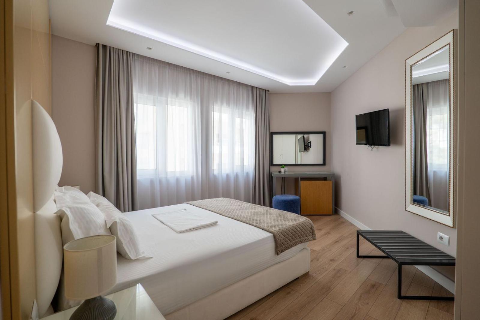 Ami Mar Hotel Saranda Dış mekan fotoğraf